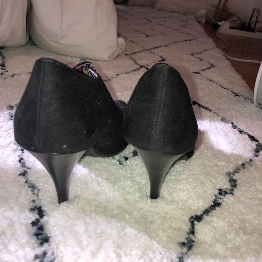 Black heels